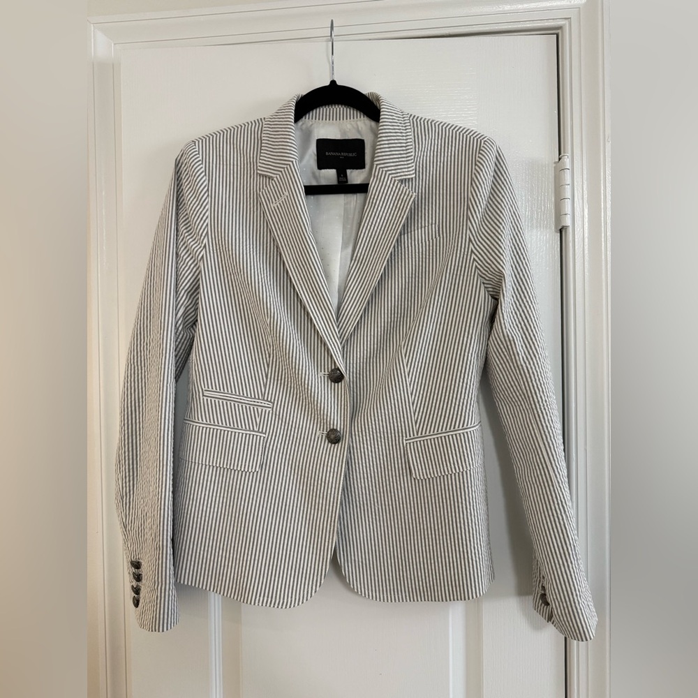 Banana Republic Pinstripe Blazer in Gray and White
